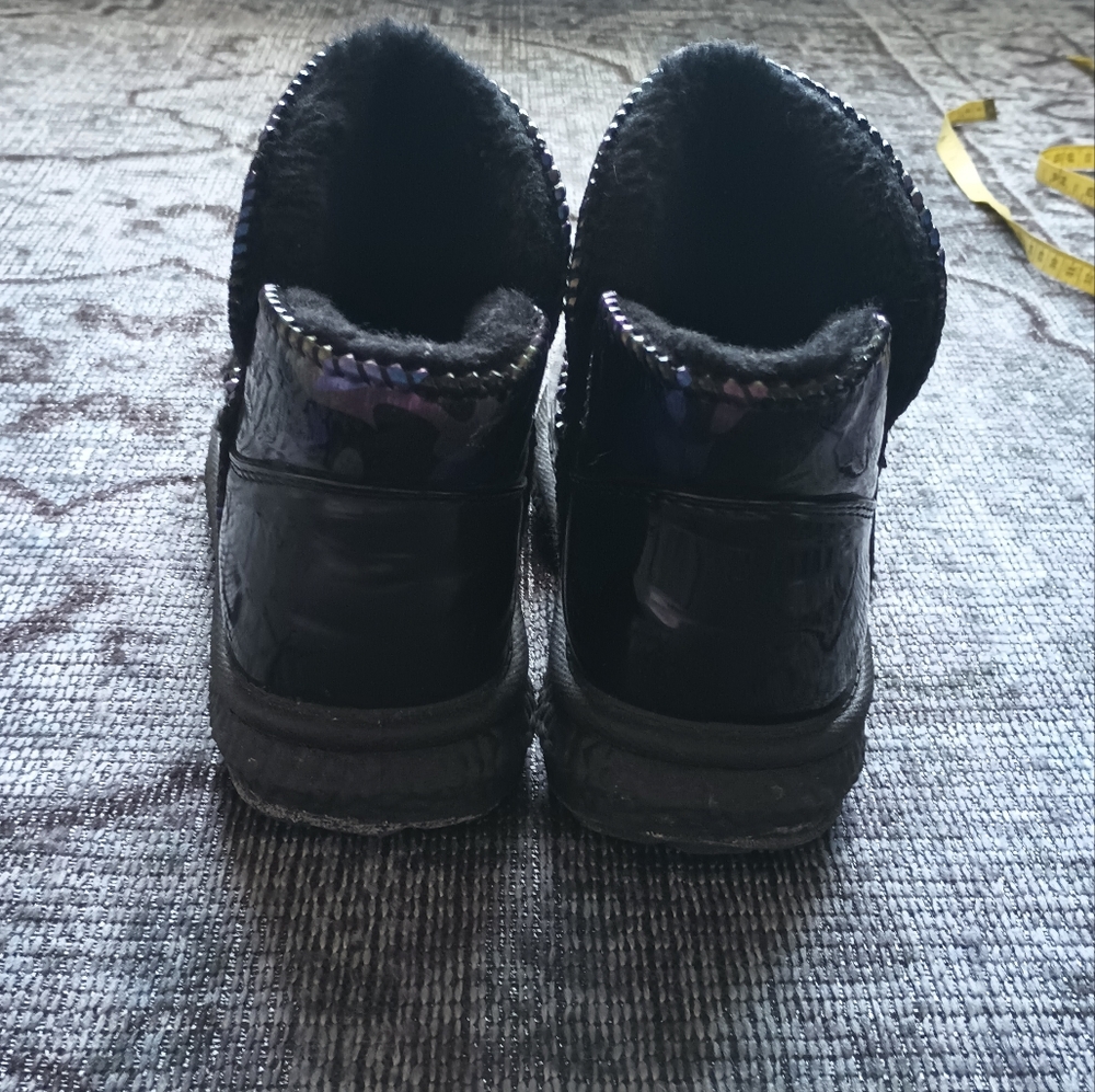 Moon Booties - Picture 3 of 8